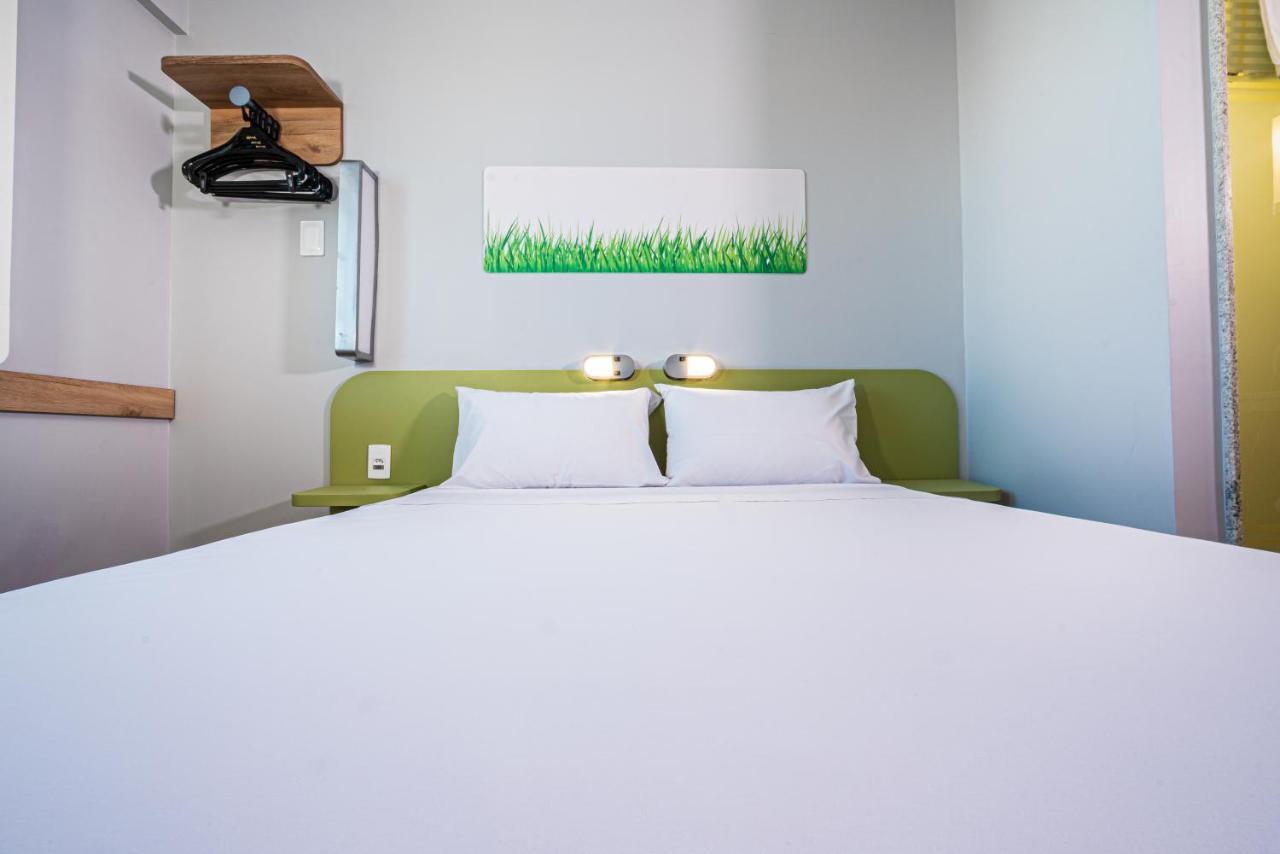 Ibis Budget Fortaleza Praia De Iracema Exterior foto