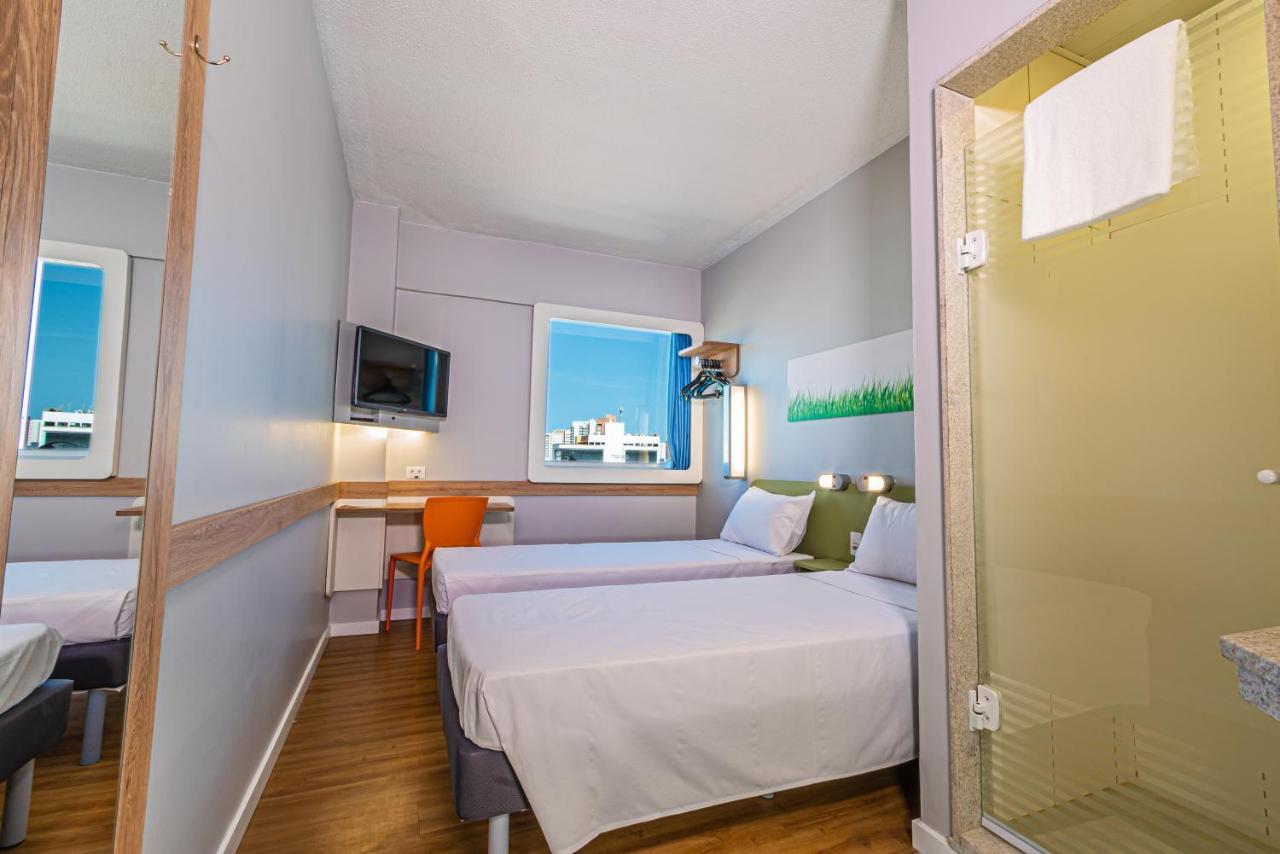 Ibis Budget Fortaleza Praia De Iracema Exterior foto