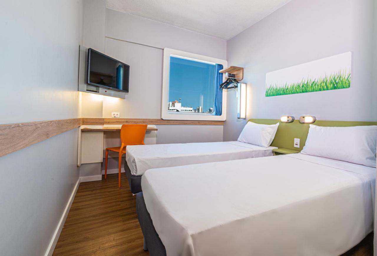 Ibis Budget Fortaleza Praia De Iracema Exterior foto