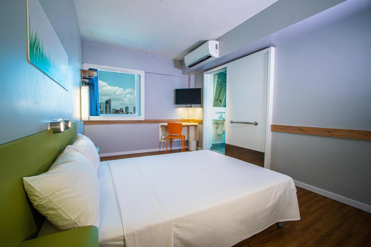 Ibis Budget Fortaleza Praia De Iracema Exterior foto