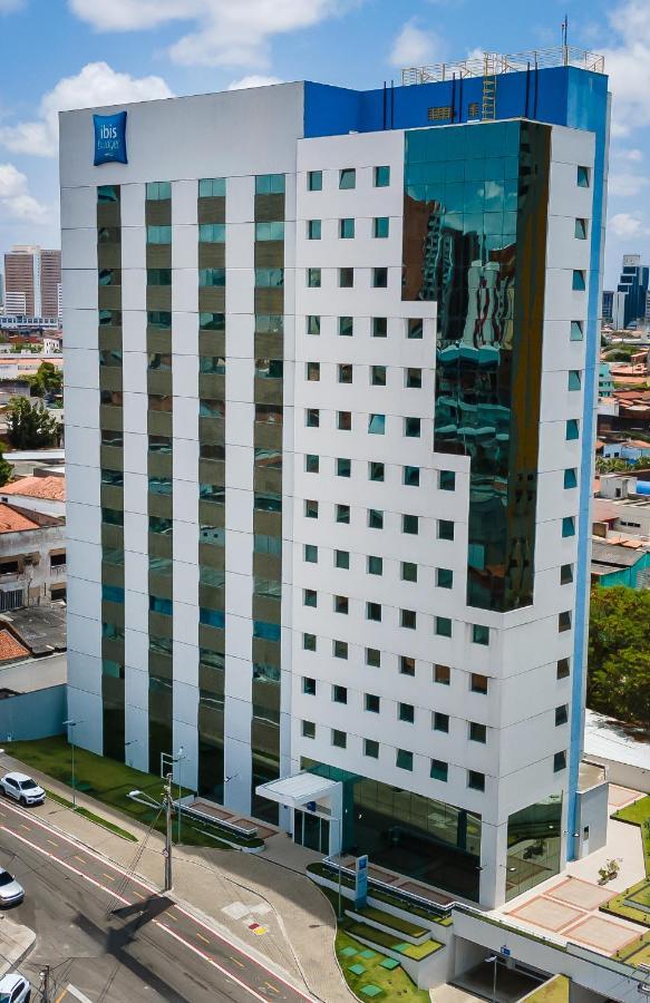 Ibis Budget Fortaleza Praia De Iracema Exterior foto