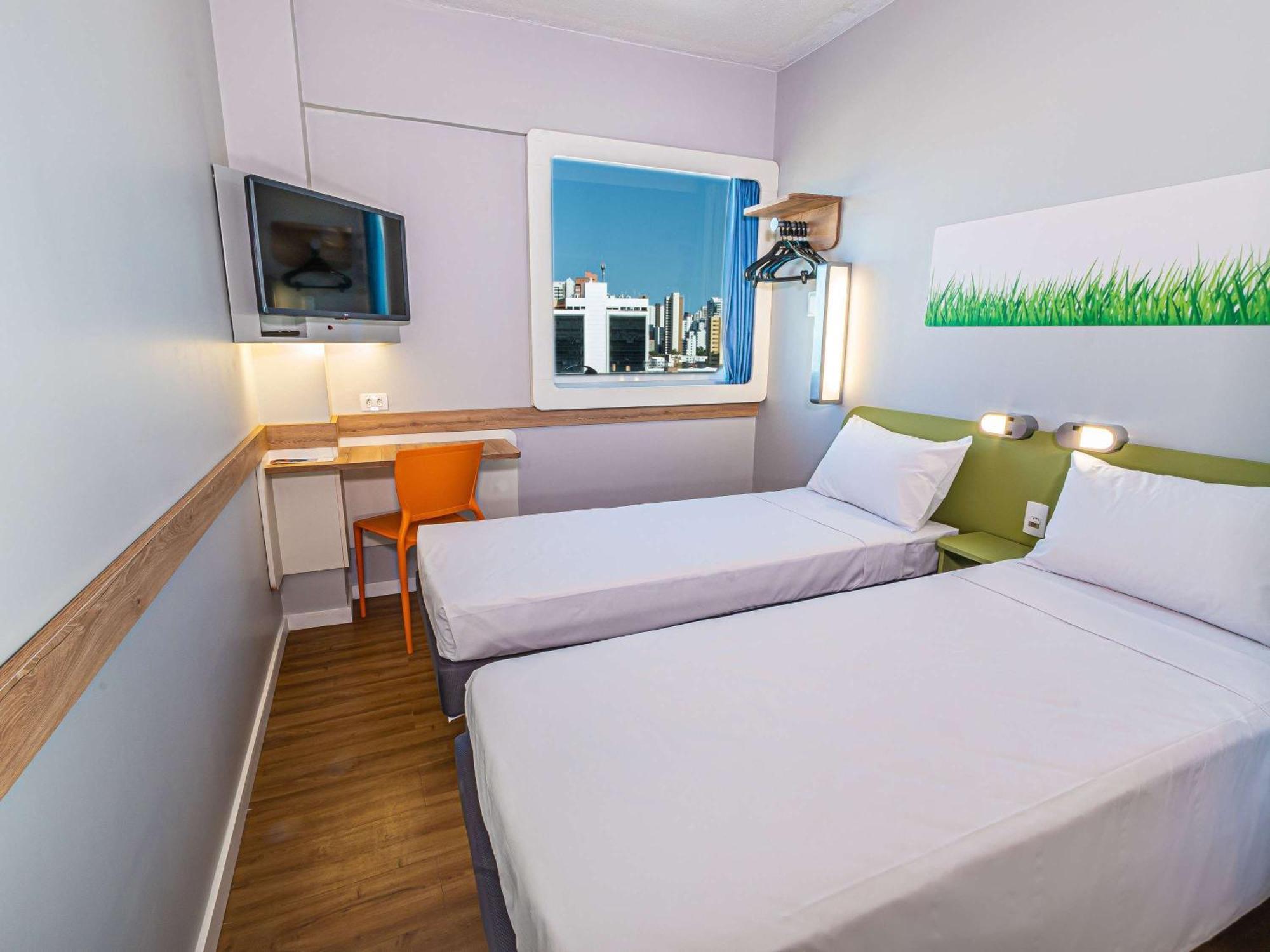 Ibis Budget Fortaleza Praia De Iracema Exterior foto